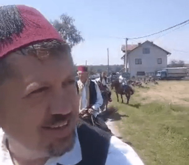Mensur Peljto na konju pošao u Ajvatovicu