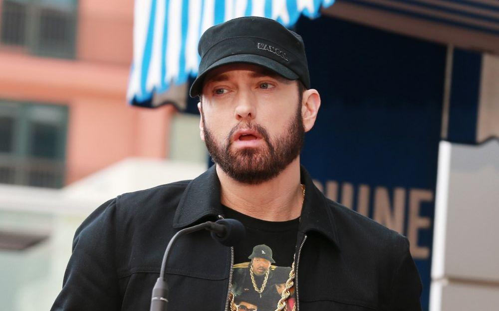 Eminem uputio oštru kritiku svima koji odbijaju da nose maske