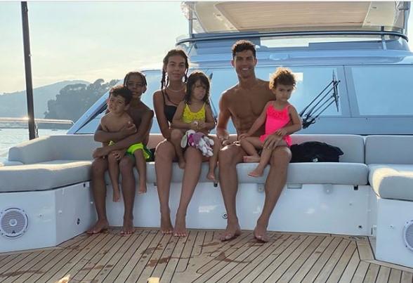 Porodica Ronaldo - Avaz