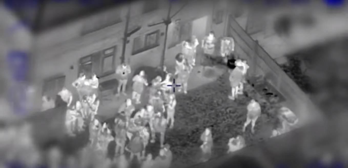 Policija Mančestera termovizijskom kamerom snimila ilegalnu zabavu prije nego ju je razbila - Avaz