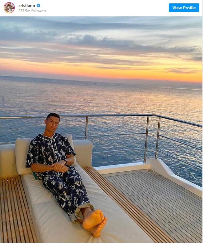 Ronaldo odmara u Vitonovoj pidžami - Avaz