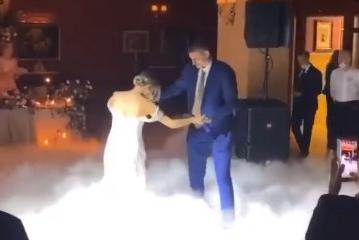 Prvi ples bračnog para Jokić - Avaz