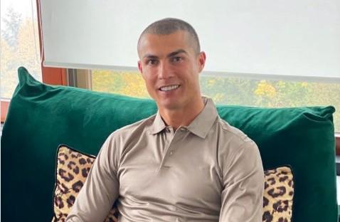 Ronaldo: Poručio fanovima da se osjeća dobro - Avaz