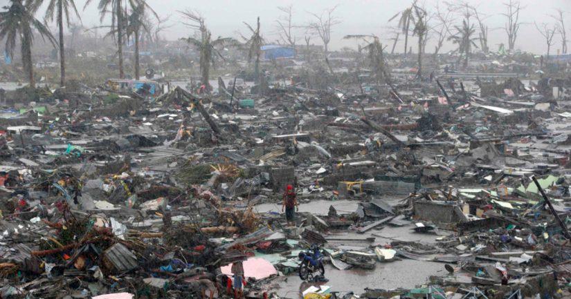 U toku evakuacija hiljada ljudi, stiže tajfun "Goni" s udarima i do 265 kilometara na sat