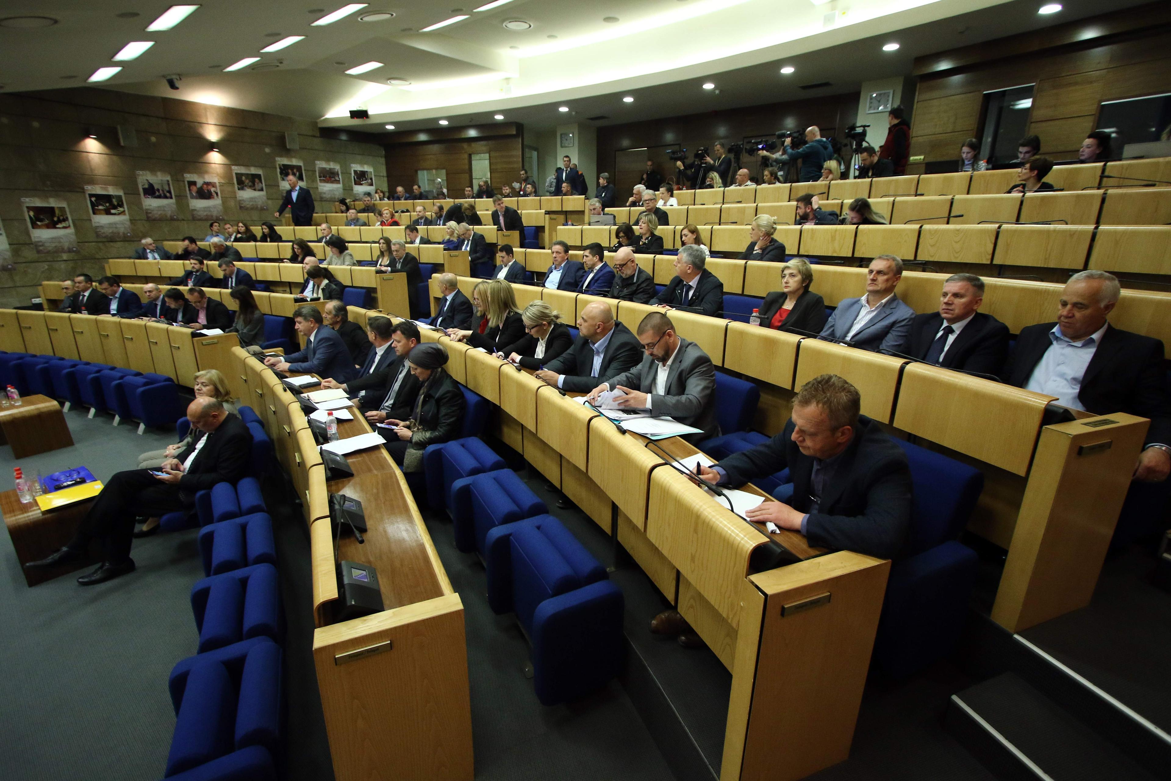 Redovna sjednica Parlamenta FBiH nakon izbora - Avaz