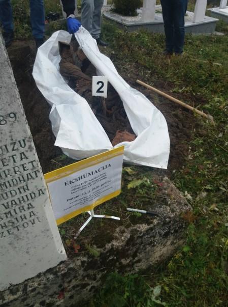 S ekshumacije u Olovu - Avaz