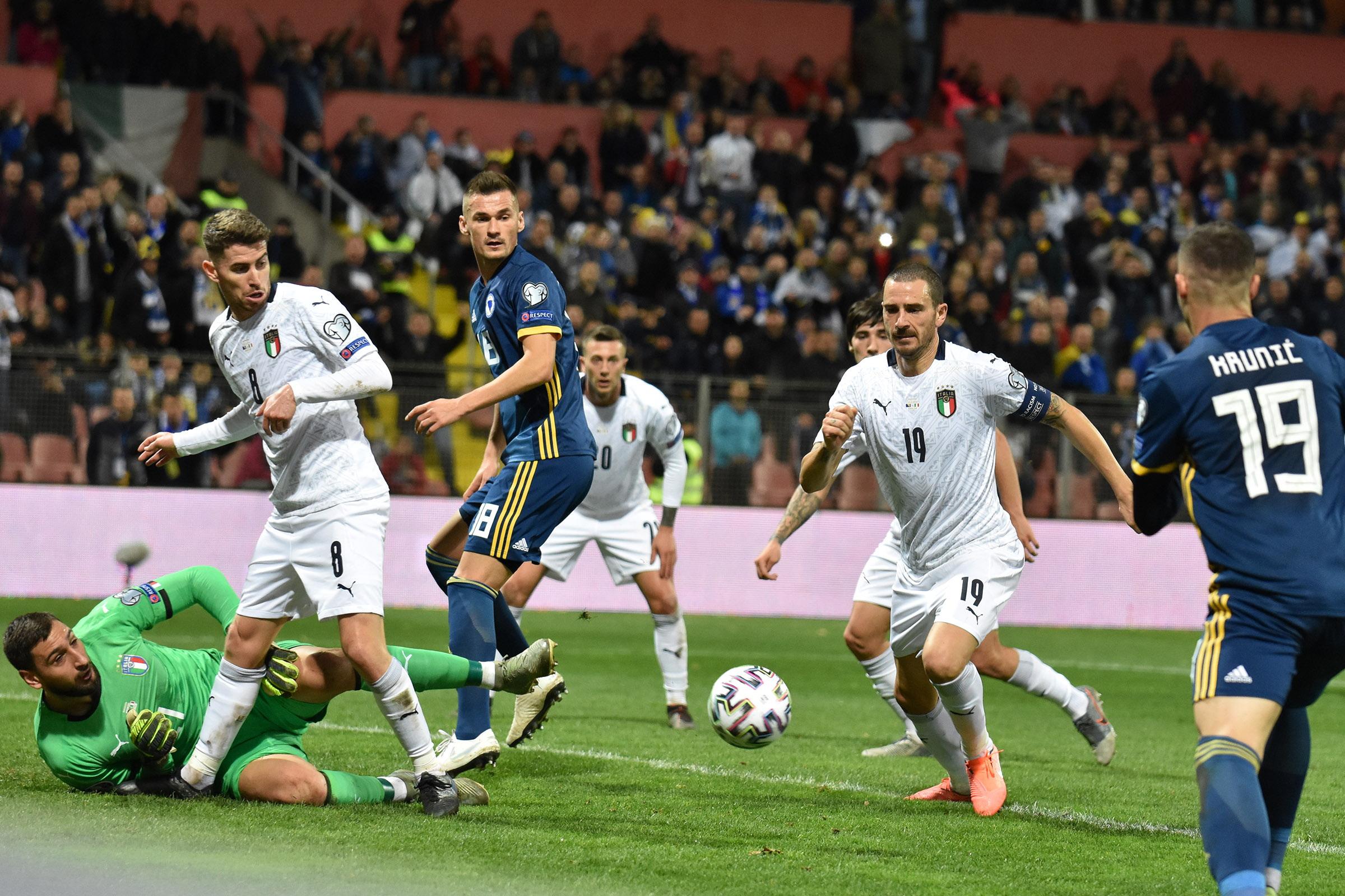 Italijani više od šest puta skuplji od "Zmajeva": "Azuri" 21 utakmicu ne znaju za poraz