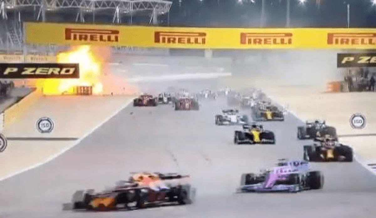 Stravičan incident u Bahreinu: Eksplodirao bolid, utrka prekinuta