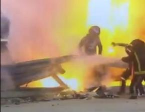 Stravični snimci: Grožan se u posljednji čas izvukao iz zapaljenog bolida