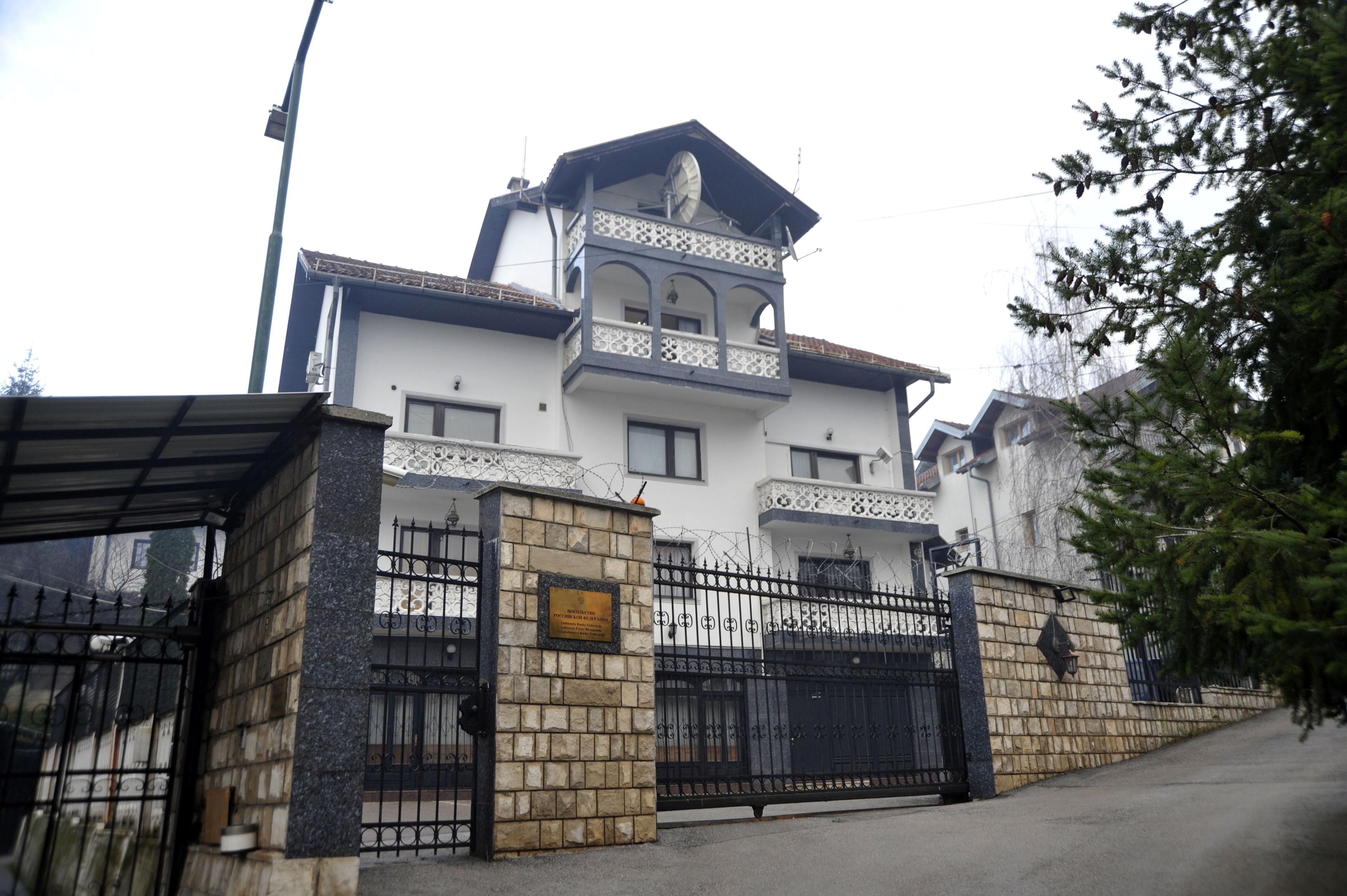 Ambasada Rusije: Neprihvatljiv svaki pokušaj vršenja političkog pritiska na institute pravosuđa u BiH