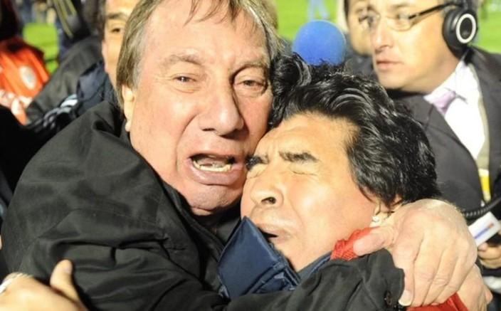 Bilardo i Maradona: Zajedno slavili trofej - Avaz
