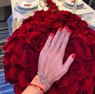 Viktorijin vjerenički prsten koji je dobila od Tonija - Avaz