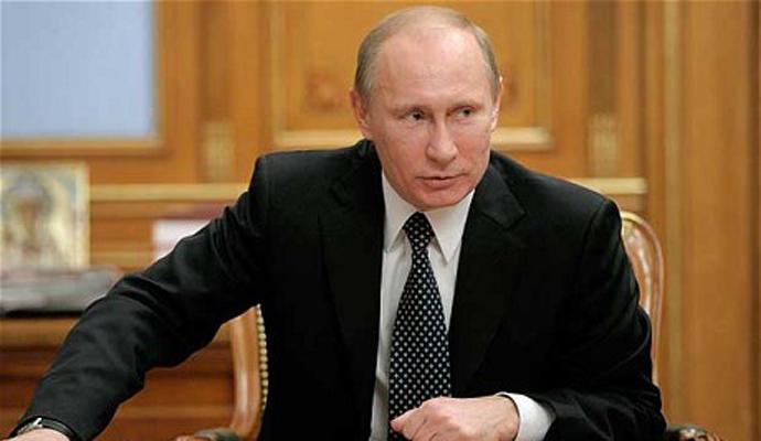 Putin says Russia to start mass vaccinations next week