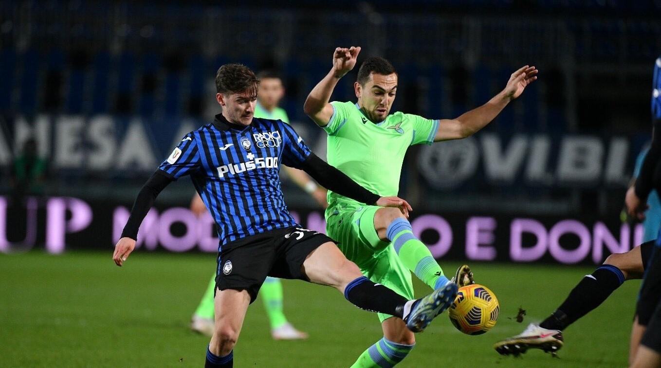 Pet golova u Bergamu: Atalanta s igračem manje savladala Lacio, Luliću devet minuta