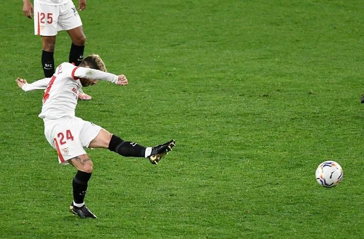 Spektakularan gol Papua Gomeza u debiju za Sevilju