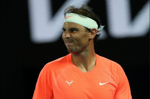 Ružne scene u Melburnu: Gledateljica izbačena nakon što je šokirala Rafaela Nadala