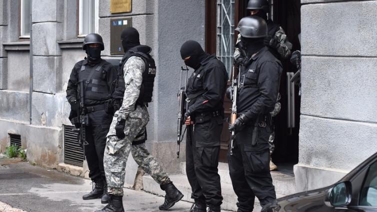 Pao diler na Ilidži: U stanu pronađen kilogram spida i pištolj