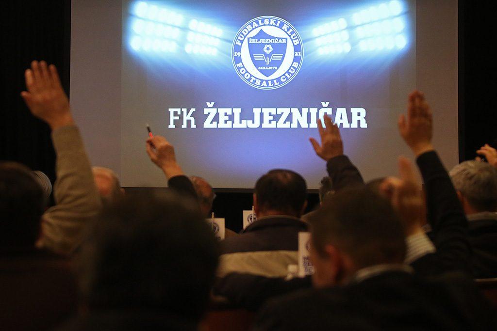 Nove ostavke u FK Željezničar