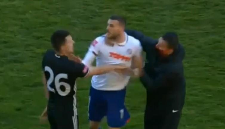 Mujakić zaradio direktan crveni karton nakon sukoba s fudbalerom Slaven Belupa