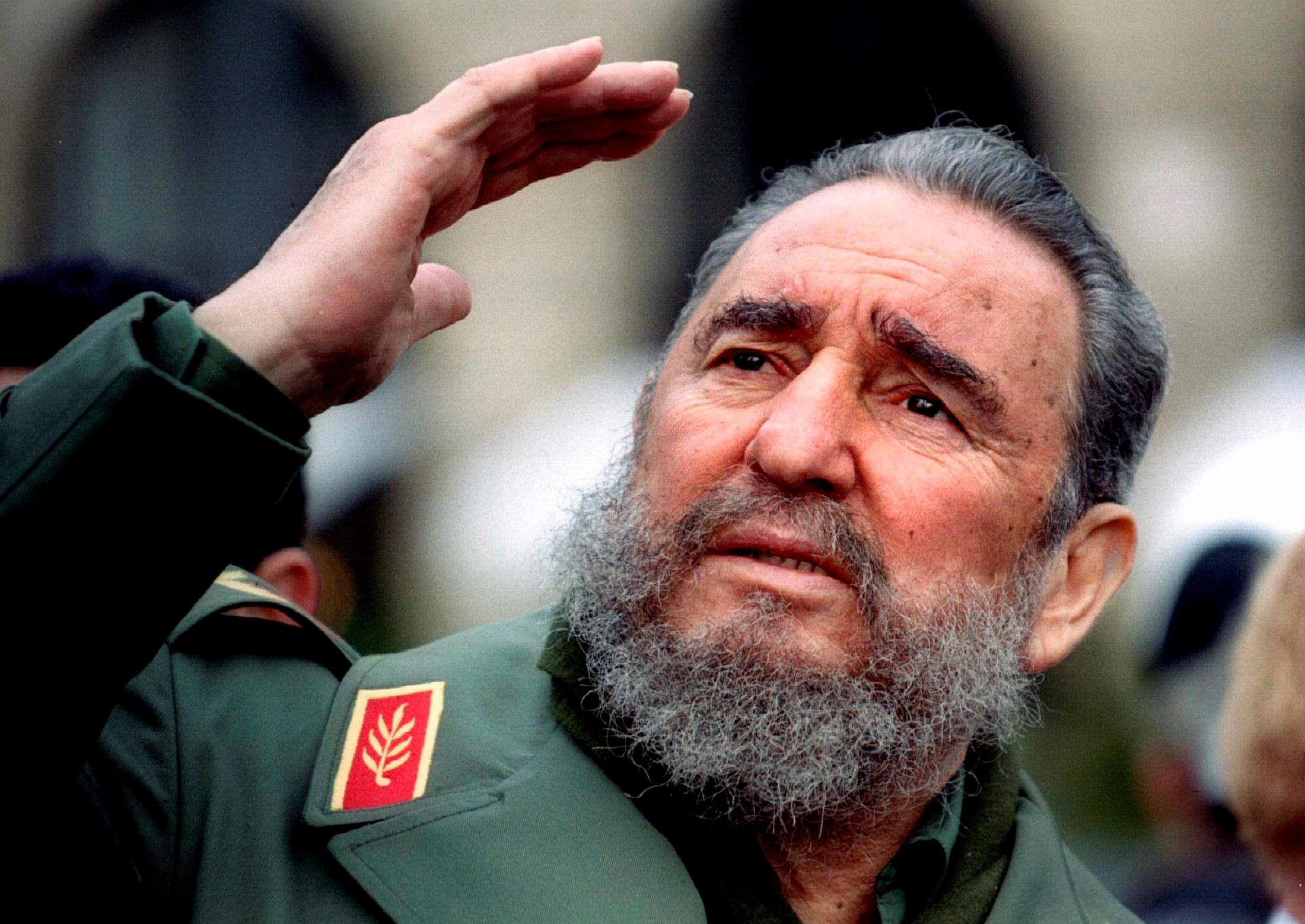 Fidel Kastro - Avaz