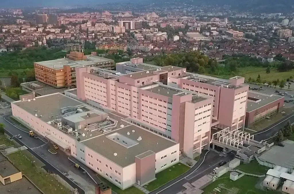 Pacijent izvršio samoubistvo skokom kroz prozor bolnice u Banjoj Luci