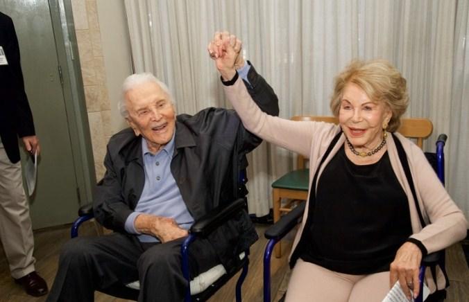 Par se vjenčao 1954. godine nakon što su se upoznali u Parizu - Avaz