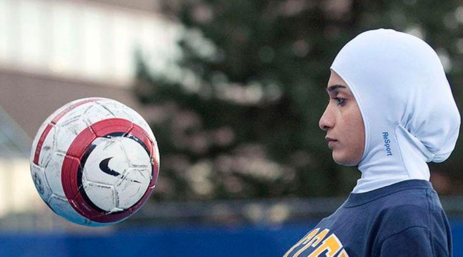 Poklanjanjem hidžaba žele fudbal učuniti dostupnim svima - Avaz