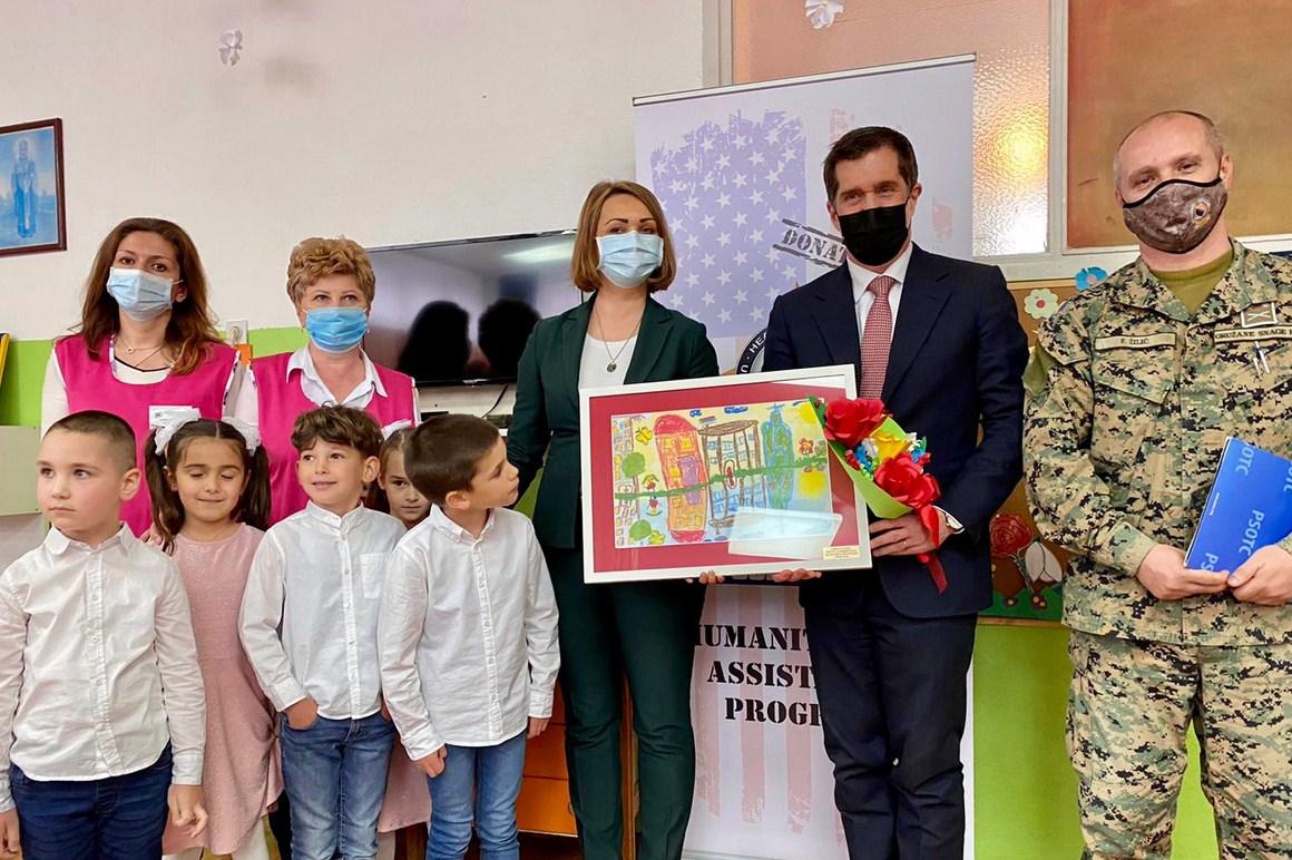 Ambasador Nelson otvorio obnovljeni vrtić "Prvi koraci": Zalažemo se za izgradnju bolje budućnosti za djecu u BiH