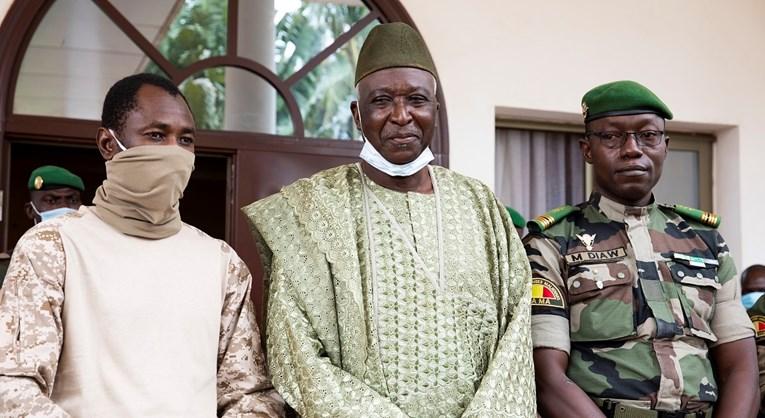Vođa puča u Maliju proglašen privremenim predsjednikom