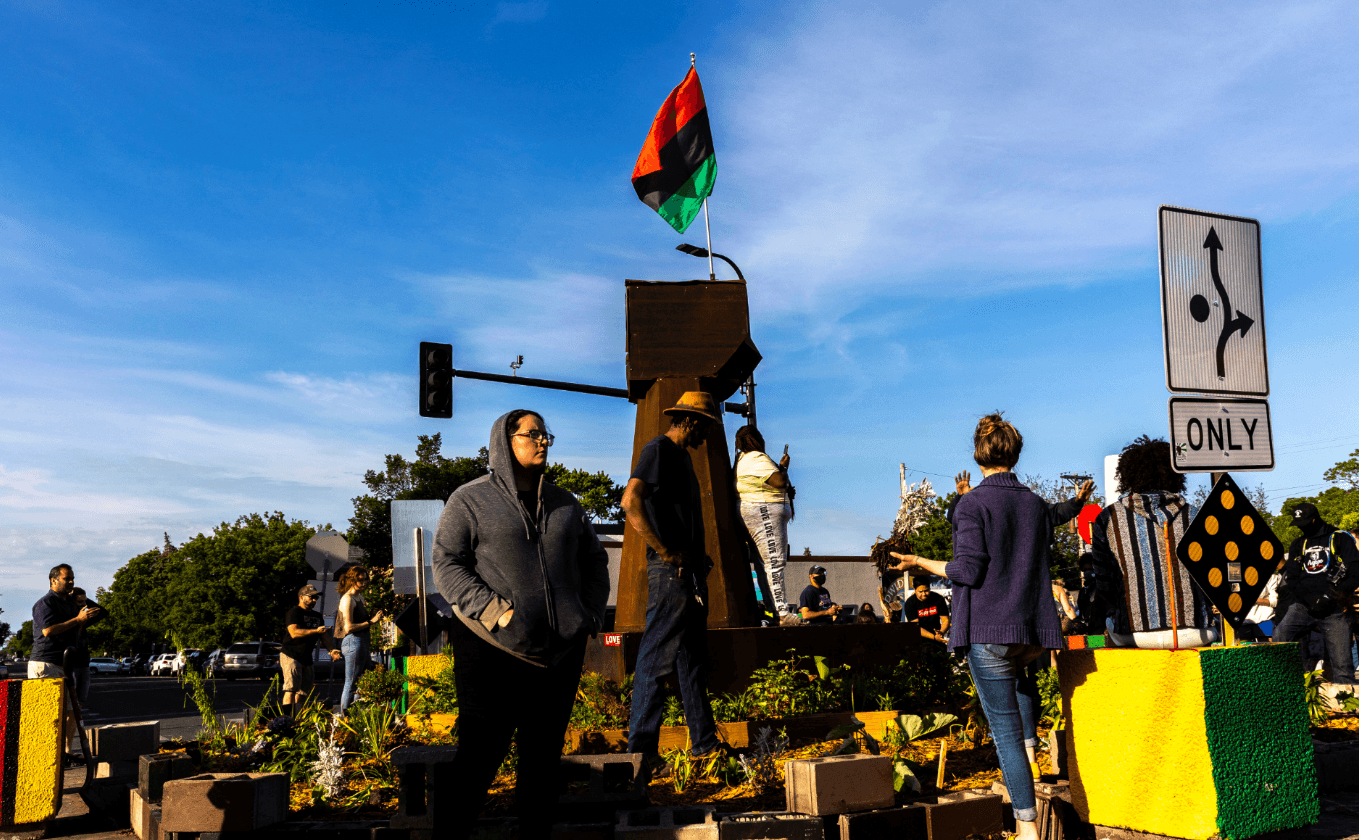 Blokirana raskrsnica u Mineapolisu, ponovo protesti zbog ubistva Džordža Flojda