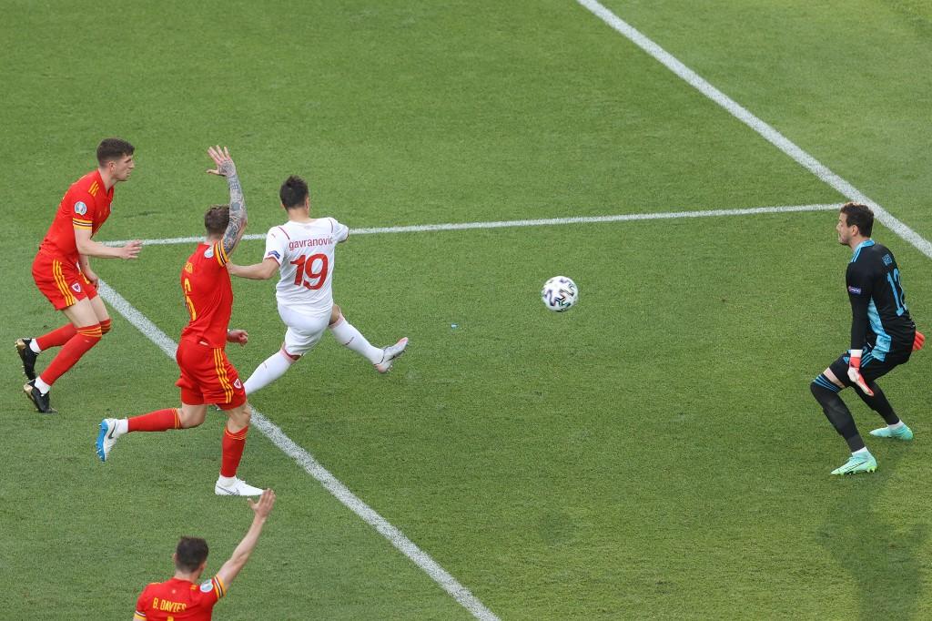Gavranović postigao gol odmah po ulasku u igru - Avaz