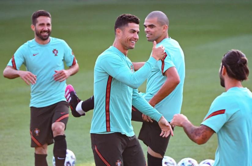 Ronaldo će voditi Portugalce protiv svjetskih prvaka večeras - Avaz