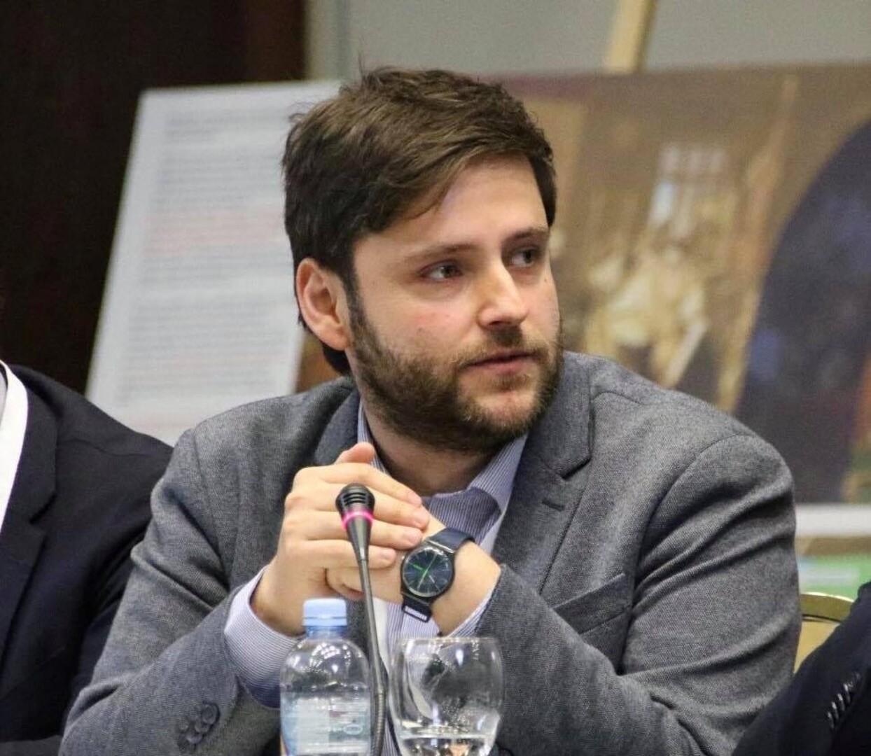 Adi Ćerimagić za "Avaz" o novom programu CDU-a: Koju će politiku u BiH voditi Šmit