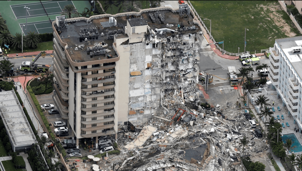 Hitno evakuisana zgradu u blizini urušenog nebodera