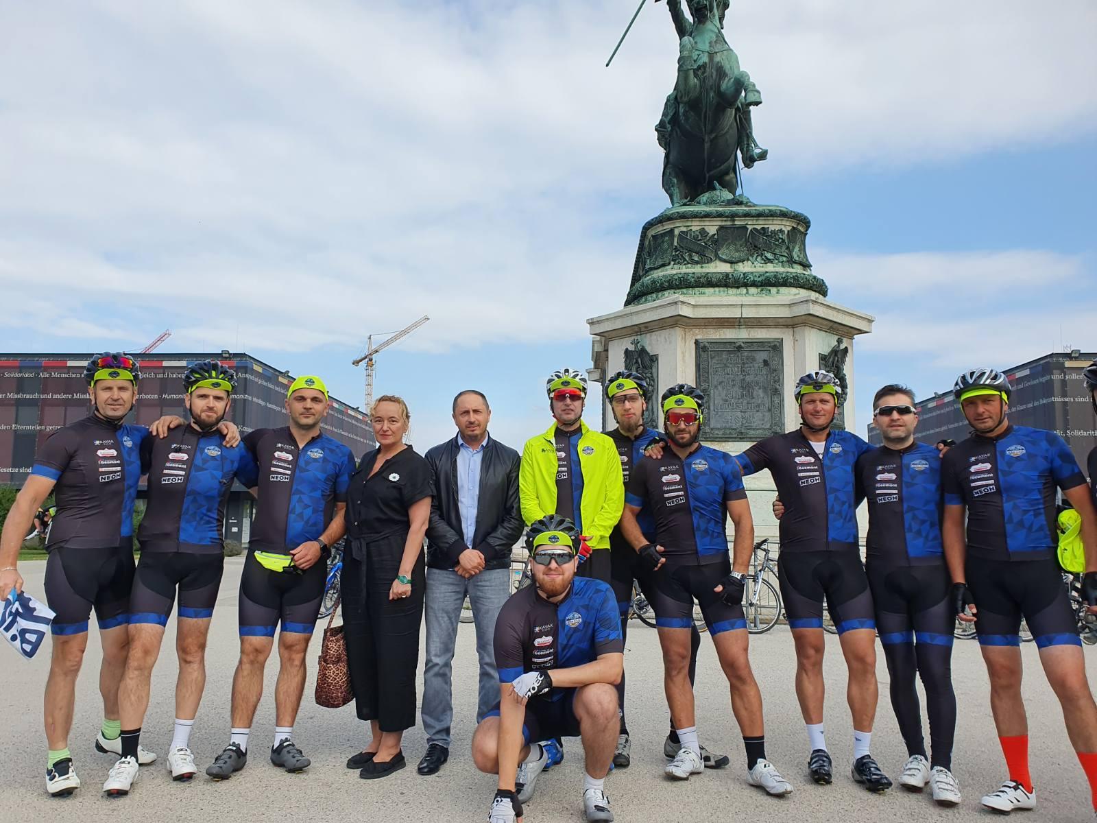 Biciklisti iz Beča na 1.098 kilometara dugom putu ka Srebrenici