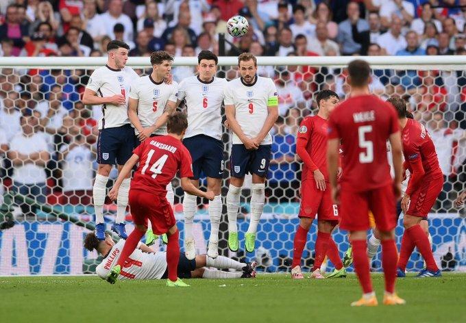 Damsgardov gol Englezima bio je prvi iz slobodnjaka na ovom prvenstvu