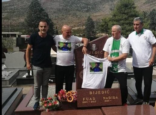 Delegacija Bursaspora i Kalajdžić na Ćećinom grobu - Avaz