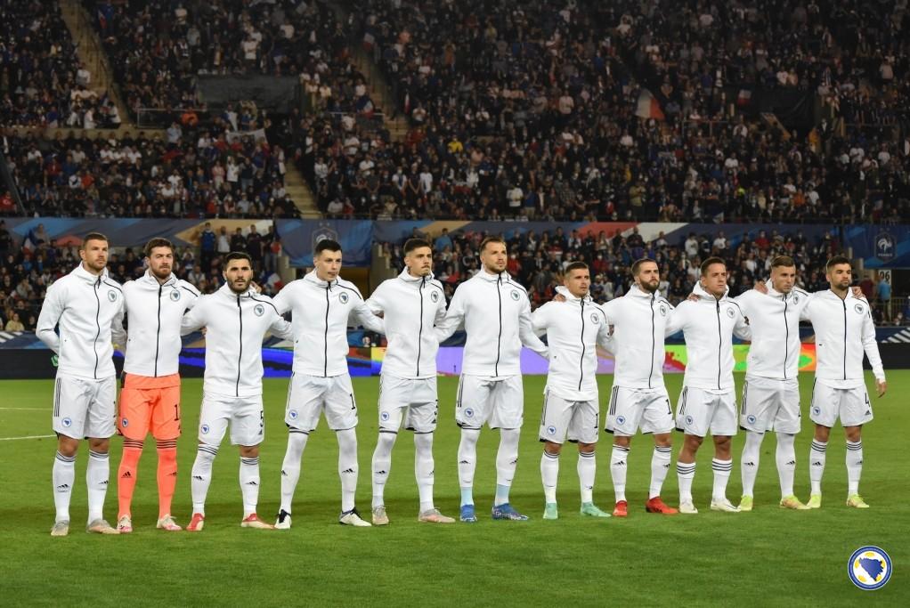 "Zmajevi" napredovali na FIFA rang listi, Francuska pala