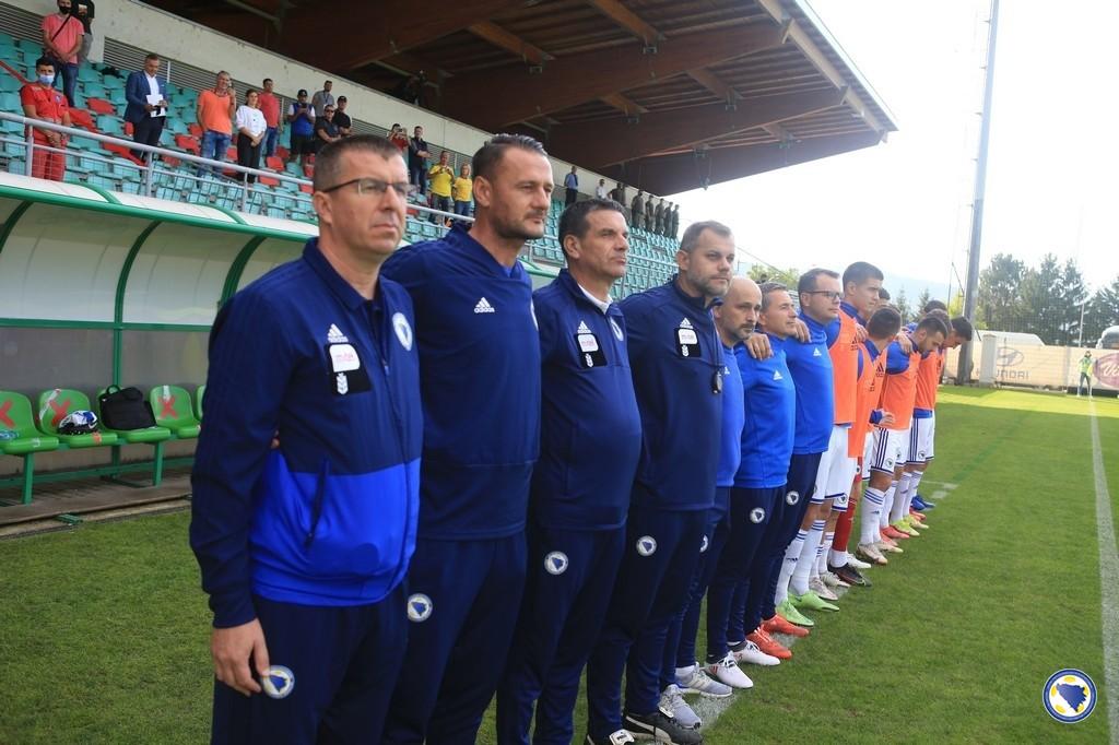 Stručni štab U-21 selekcije BiH i rezerve prije utakmice sa Švedskom - Avaz