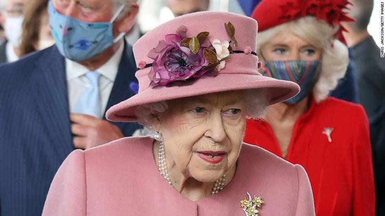 Kraljica Elizabeta II zbog zdravstvenih problema otkazuje putovanje