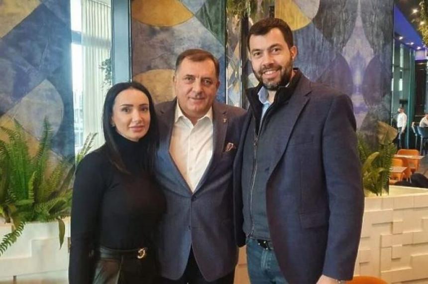Milorad Dodik s kćerkom Goricom i sinom Igorom - Avaz