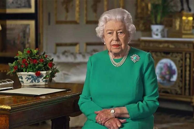 Kraljica Elizabeta II uputila čestitke i najljepše želje novoj republici Barbados