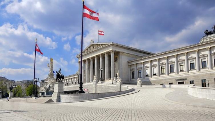 Austrijska vlada zabranila obilježja HOS-a