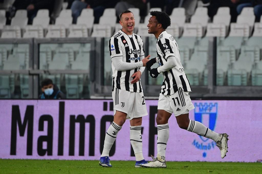 Juventus siguran protiv Đenove, meč obilježio prelijep gol Kuadrada