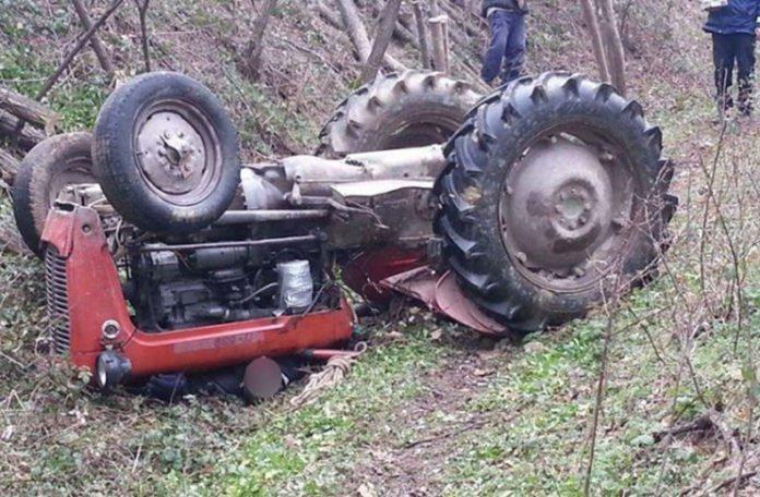 Muškarac iz Viteza poginuo u prevrtanju traktora