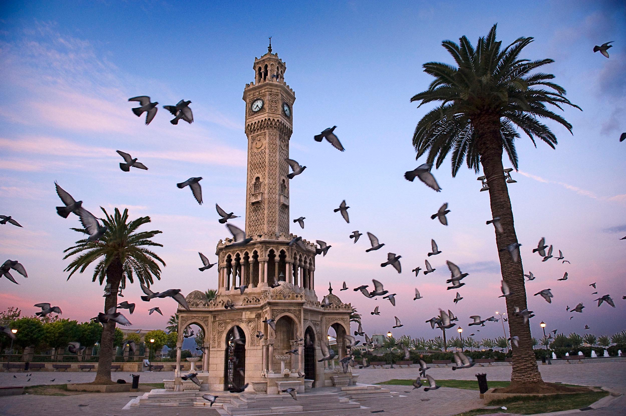 Sahat-kula u Izmiru - Avaz