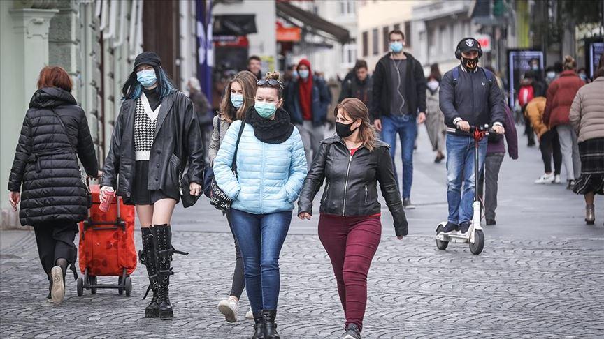 U Austriji obavezno nošenje maski na otvorenom