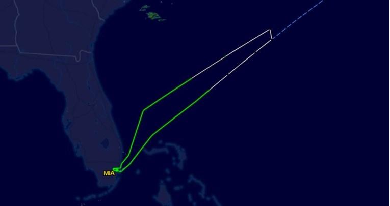 Avion American Airlinesa se okrenuo iznad Atlantika zbog putnice koja je odbijala nositi masku