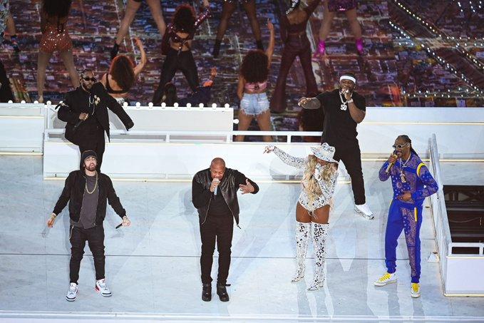 Najstariji šou na jednom Super Bowlu: Veterani hip-hopa zabavljali publiku
