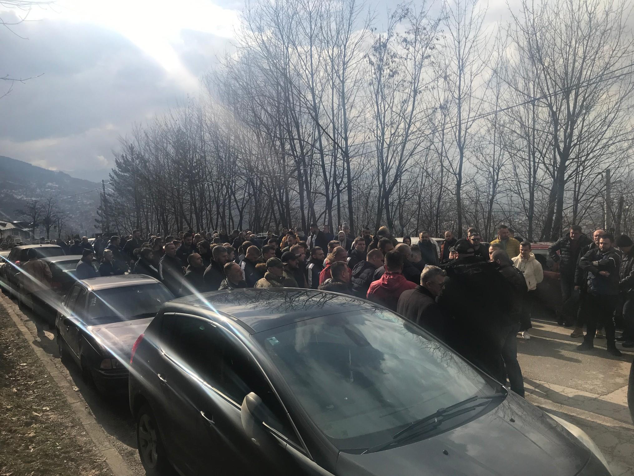 Veliki broj ljudi krenuo na dženazu Dženanu Čeligiji - Avaz